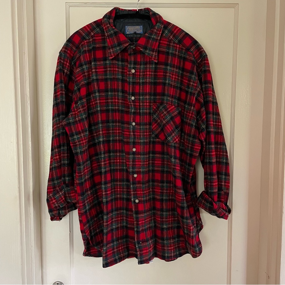 Vintage Pendleton 100% virgin wool red, black and green flannel